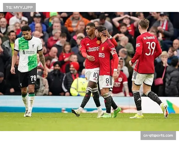 B费独造3球，曼联核心闪耀莫利纽球场